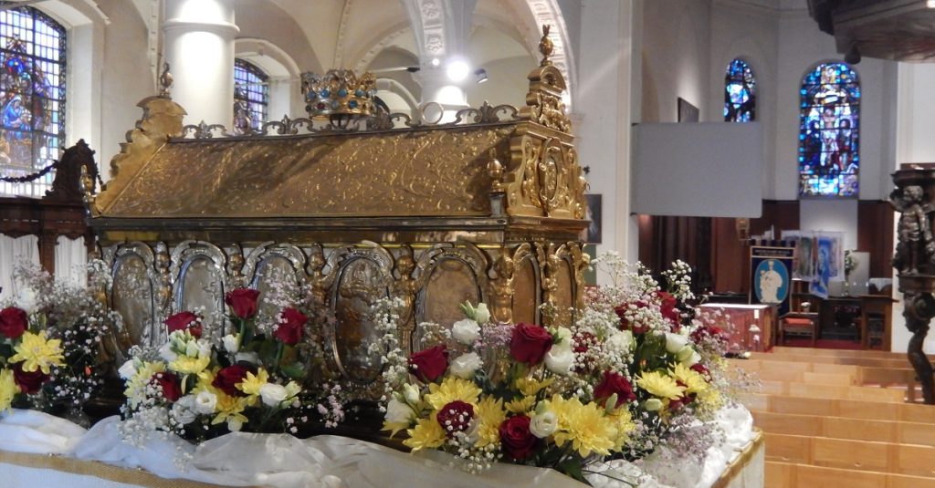 Photo de la chasse de Notre-Dame de Basse-Wavre
