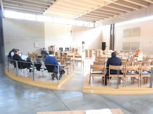 Temps de prière et de méditation individuelle à la chapelle des Bénédictines de Rixensart