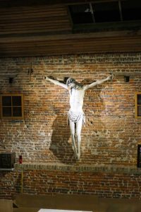 Photo du crucifix dans l'église saint-étienne de Rixensart