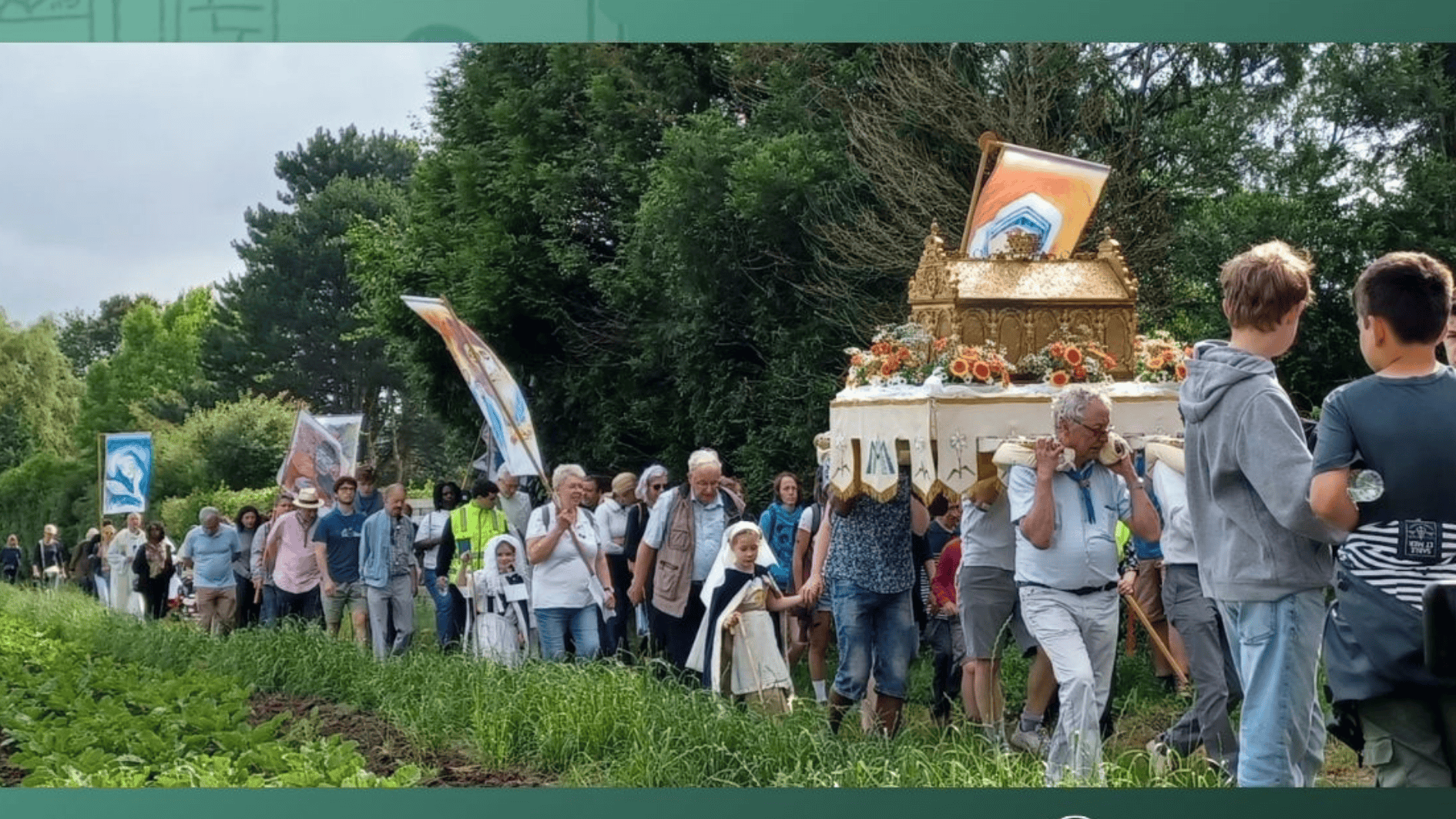 bannière 484ème Grand Tour de Notre-Dame de Basse-Wavre