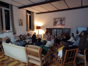 Temps de partage et d'échange entre jeunes